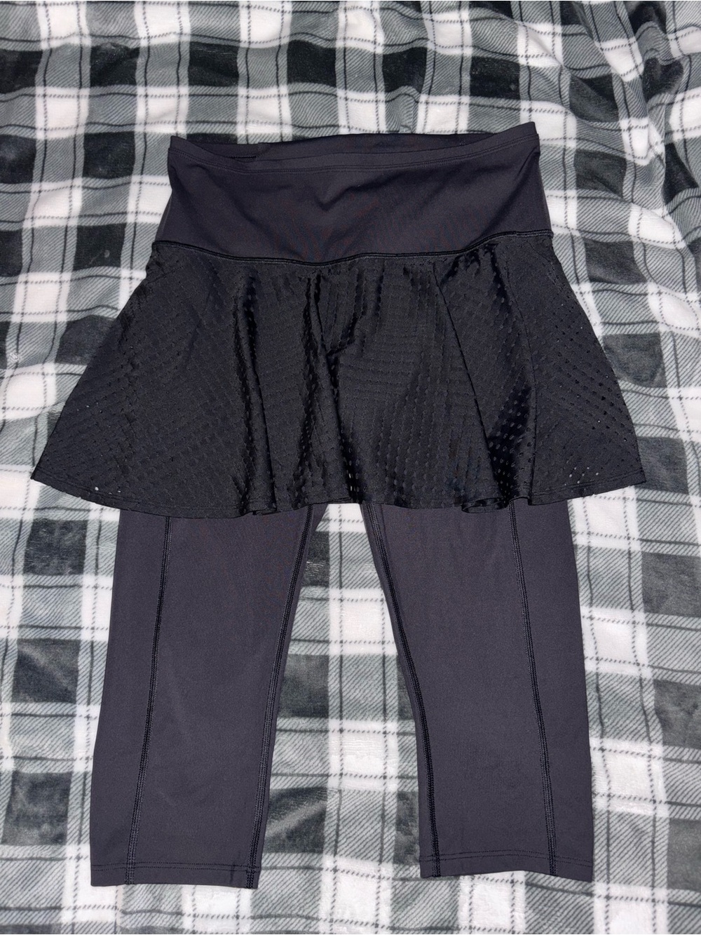 Athleta Black Skirted Capri Leggings